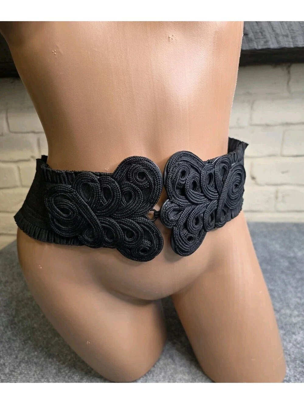 Chicos Black Elastic Stretch Wide Waist Belt Soutache Frog Closure Size M EUC